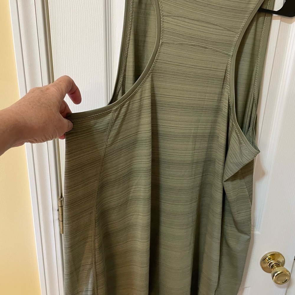 Athleta Sleeveless Swing Tank Dress Size 1X Olive Green 🌿 with Pockets - Picture 3 of 7